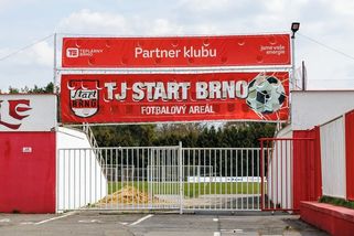 Další průšvih klubu z korupční kauzy. Hráči podali hromadně výpovědi a tým neodehrál zápas - Sport.cz